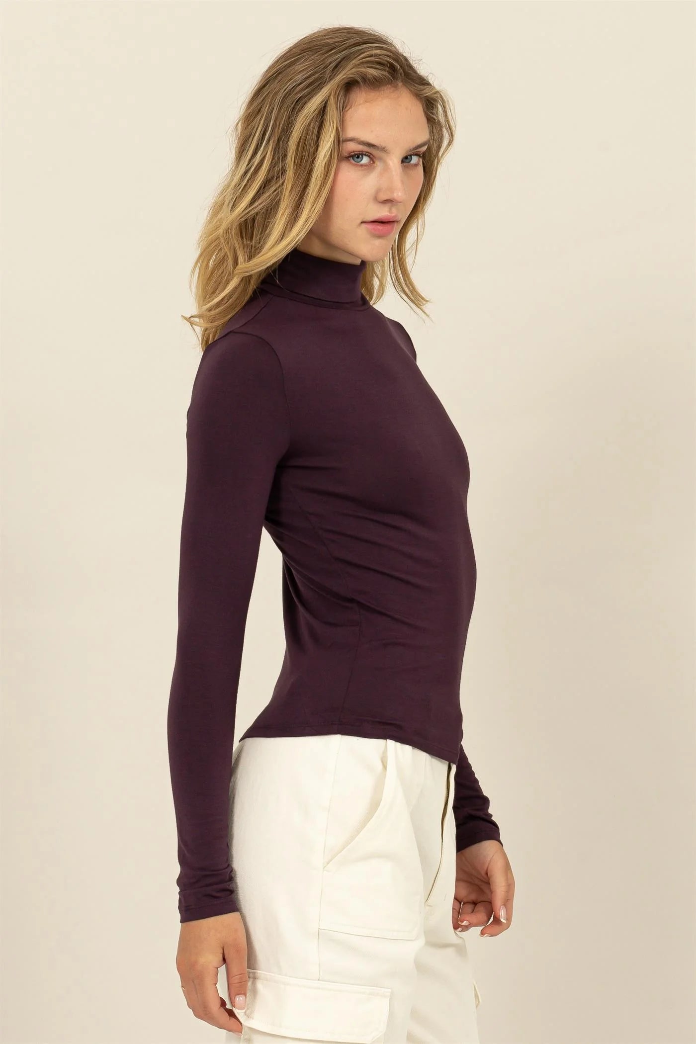 SLIM-FIT TURTLENECK LONG SLEEVE TOP