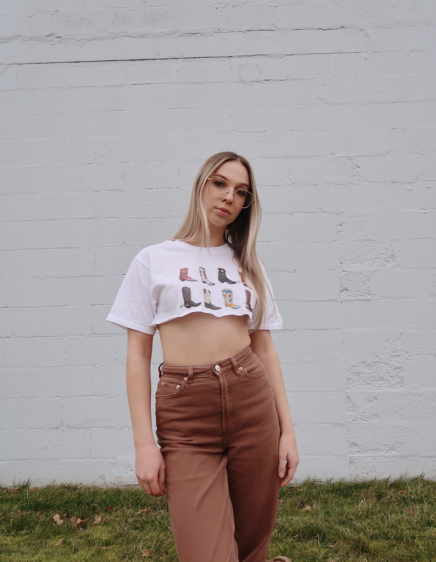 Cropped Cow Girl Tee
