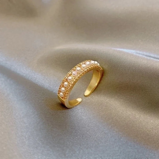 Petal Pearl Ring