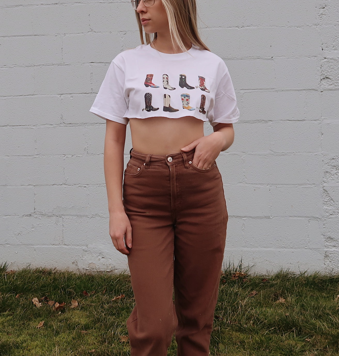 Cropped Cow Girl Tee